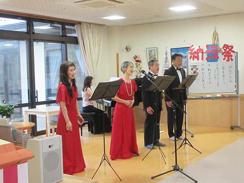 コーラスグループ